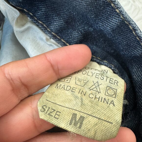 YESSTYLE Sosana Low Waist Butterfly Embroidered Bootcut Jeans Size M 26 in insea - Picture 6 of 13